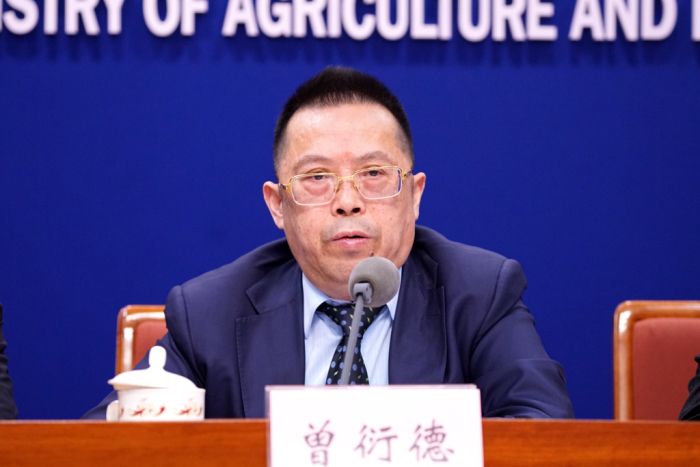 曾衍德.jpg