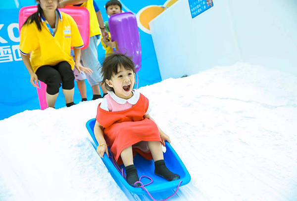 雪山之王乐园四季滑雪区.jpg