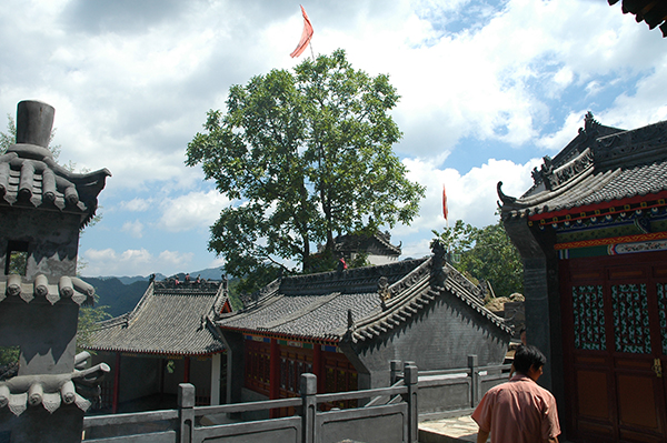 石瓮子-云台山罗祖师庙.JPG