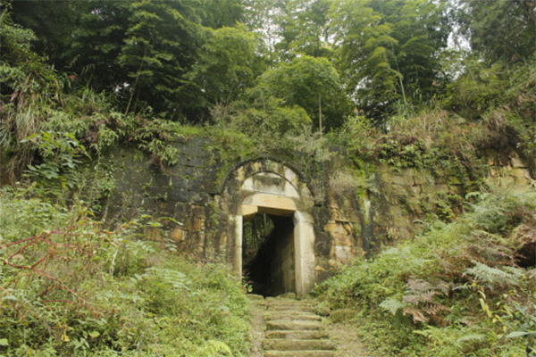 历史悠久 灌顶山寨 副本.jpg