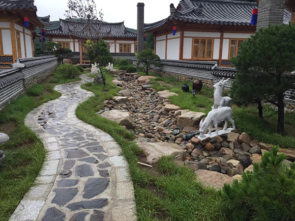 羊肠小路.jpg