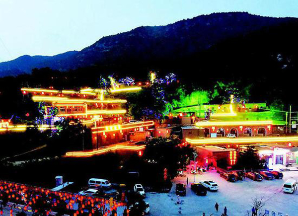 窑头村夜景.jpg