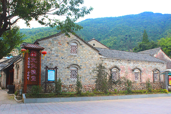 何婆岭文化礼堂.jpg