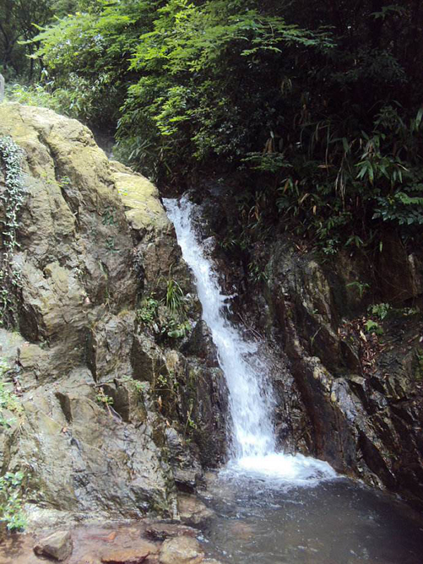 古道小溪.jpg