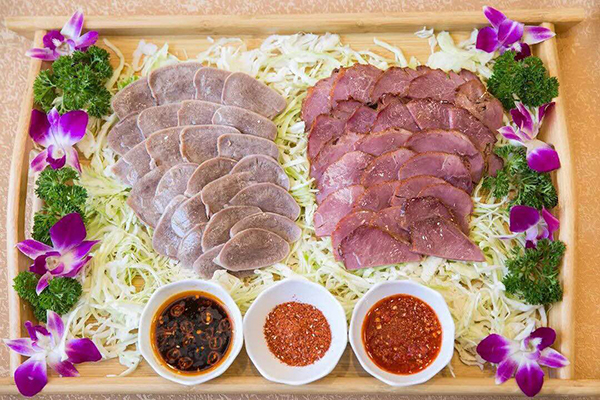 “德吉双拼”美食图.jpg