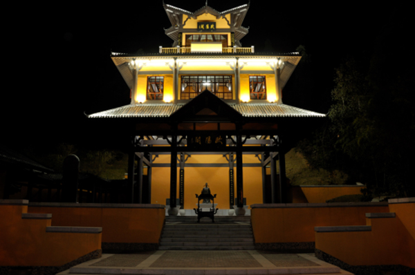 欧阳阁.jpg