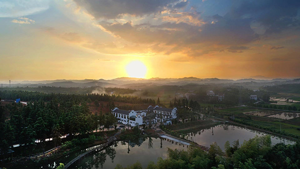 全景夕照.jpg