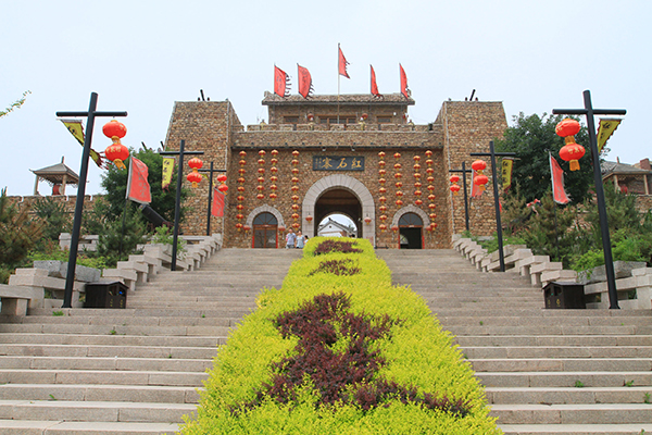 红石寨景区.jpg