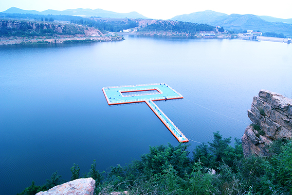水上浮岛.jpg