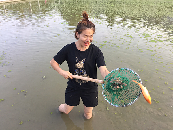 园村抓鱼体验.jpg