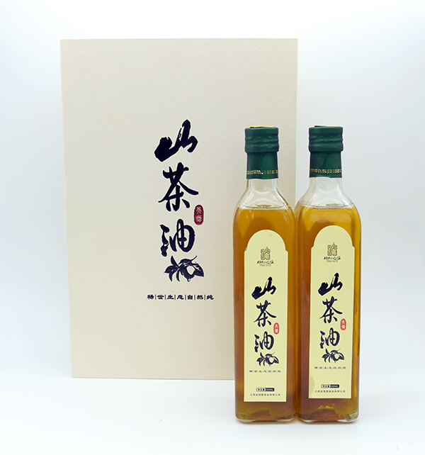 虔心小镇山茶油2.jpg