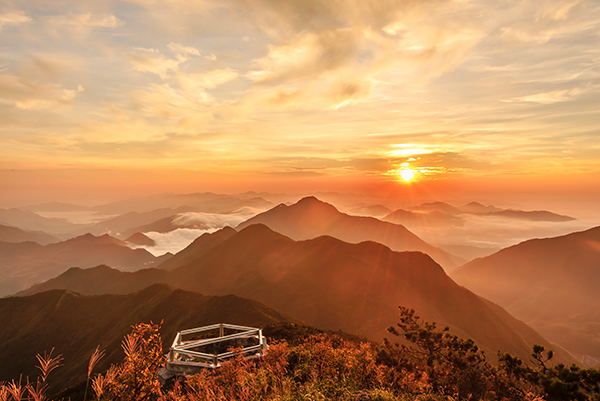 龙泉山.jpg