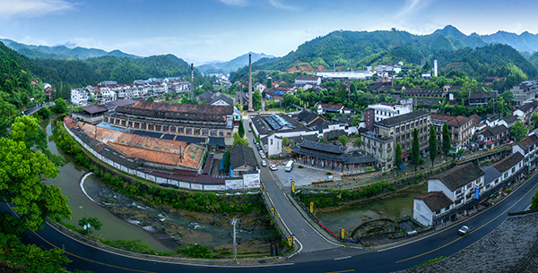 中国青瓷小镇（全景）.jpg