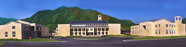 雅罗酒庄全景.jpg
