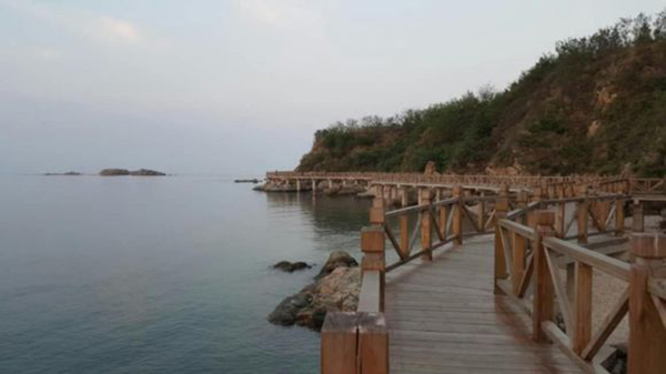 沿海栈道.jpg