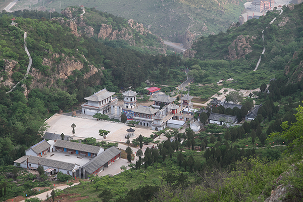 灵山景区2.jpg
