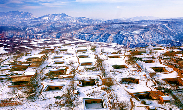 图片7 陕州地坑院雪景.jpg