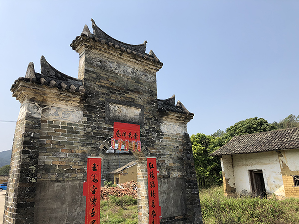 见龙围牌坊.jpg