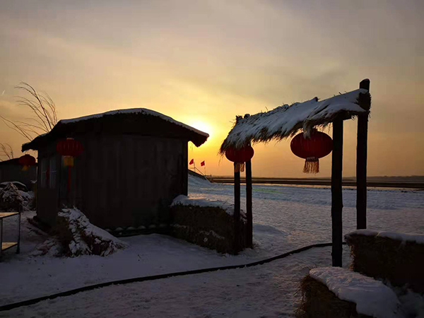 夕阳下的六埠雪乡.jpg