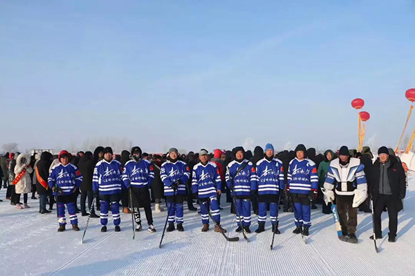 图片9冰雪节冰球比赛.jpg
