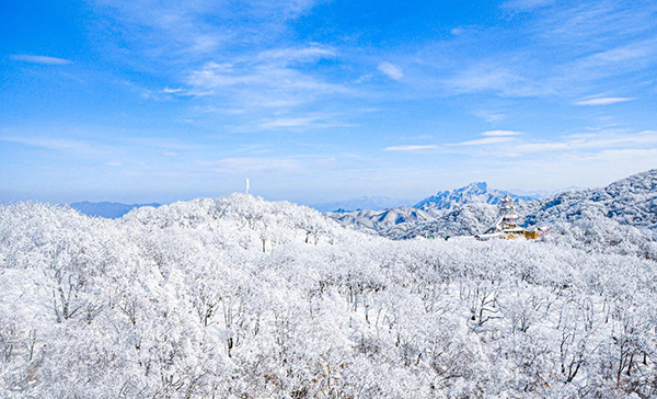 伏牛山滑雪度假乐园-1.jpg