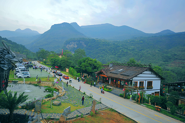 湟川三峡—龙潭文化生态旅游度假区全景图.jpg