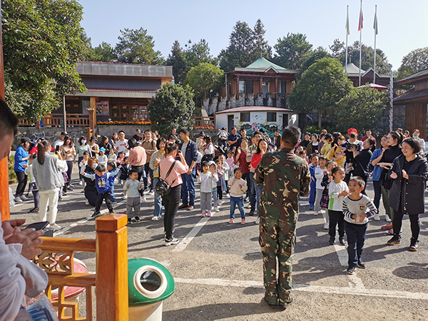 地锦拓展.jpg