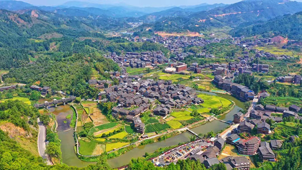 1.广西柳州市三江侗族自治县林溪镇程阳八寨景区.jpg