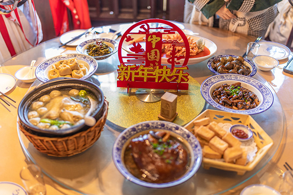 万三家宴-八大碗.JPG