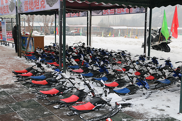 雪地坦克.JPG