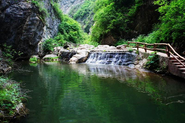 图片7八龙峡风光.jpg