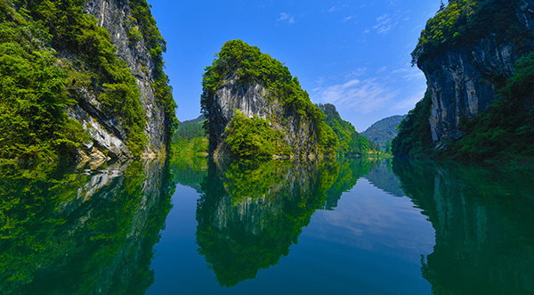 阿塔峡风光.jpg