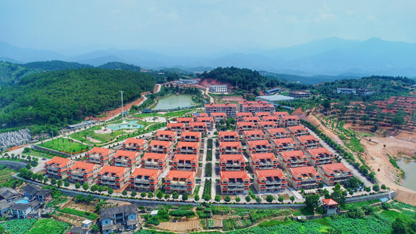 2.2黄地新村一瞥.jpg