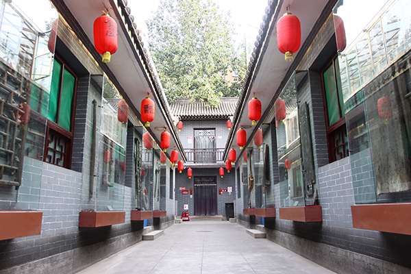 东湖精酿车间内景.jpg