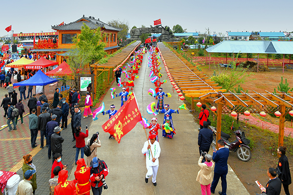 图片15 稻田公园庆祝中国农民丰收节图片.jpg