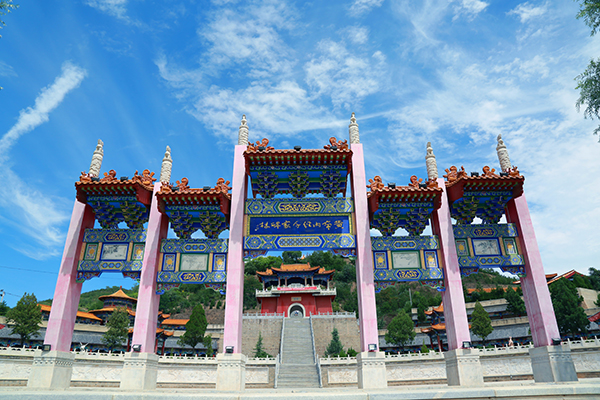 12千家碑林牌坊.JPG