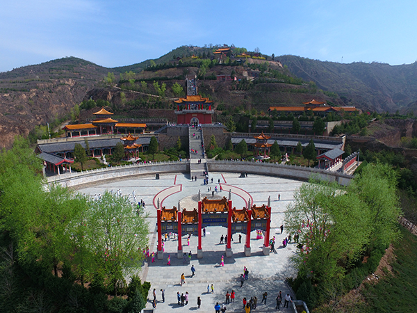 春到周祖山（俄胜平）.JPG