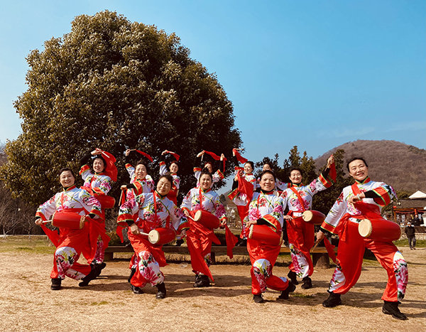 腰鼓.jpg