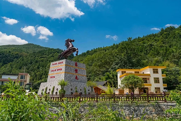 图片6：马倌屯地标.jpg