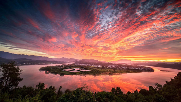 下涯之江村全景.jpg