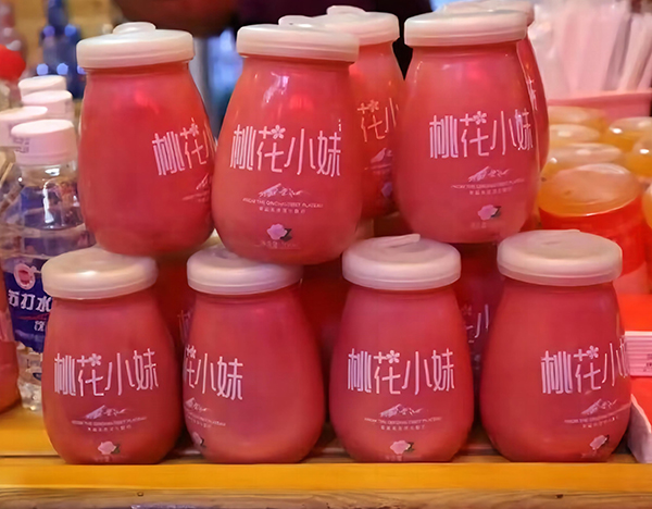 11.特色美食--桃花小妹.jpg