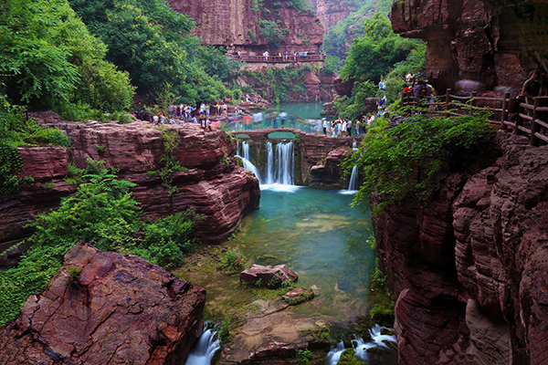 红石峡.jpg