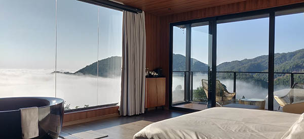 图片3：岳山嘉茗茶旅民宿山湖景套房.jpg