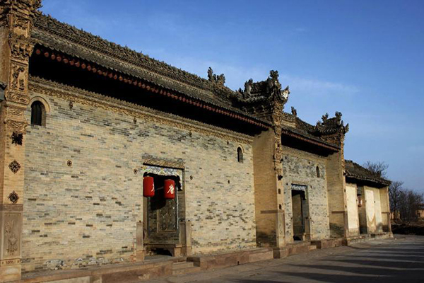 景点5-太村-唐家大院大门.jpg