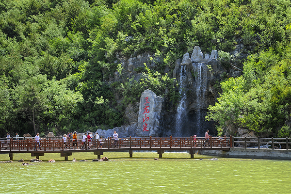 图片2 高山玻璃水漂流下游水系.jpg