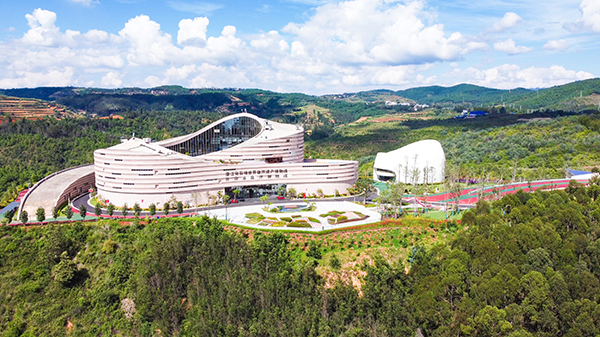 图片5：澄江市化石地世界自然遗产博物馆远景 (2).jpg