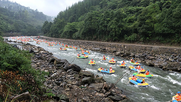 图片1南江大峡谷漂流.jpg