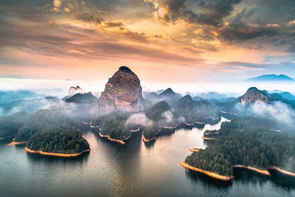 图片1.国家AAAA级景区-朝霞映天柱峰.jpg
