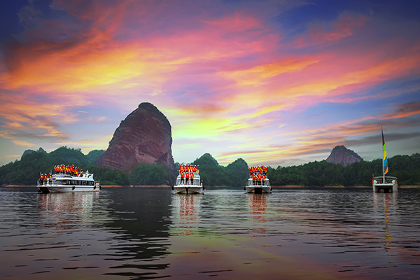 图片3.国家AAAA级景区-魅力天柱峰.jpg