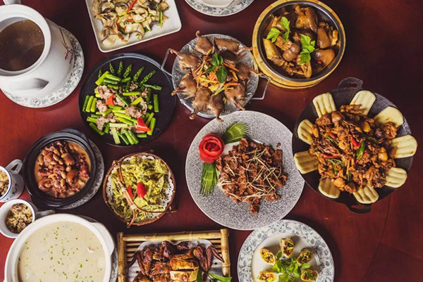庄园美食.jpg